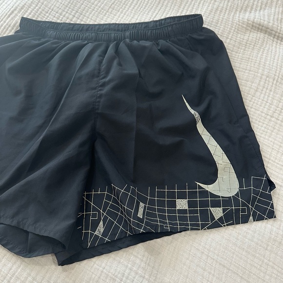 Nike Black Shorts with White Logo - Picture 3 of 5